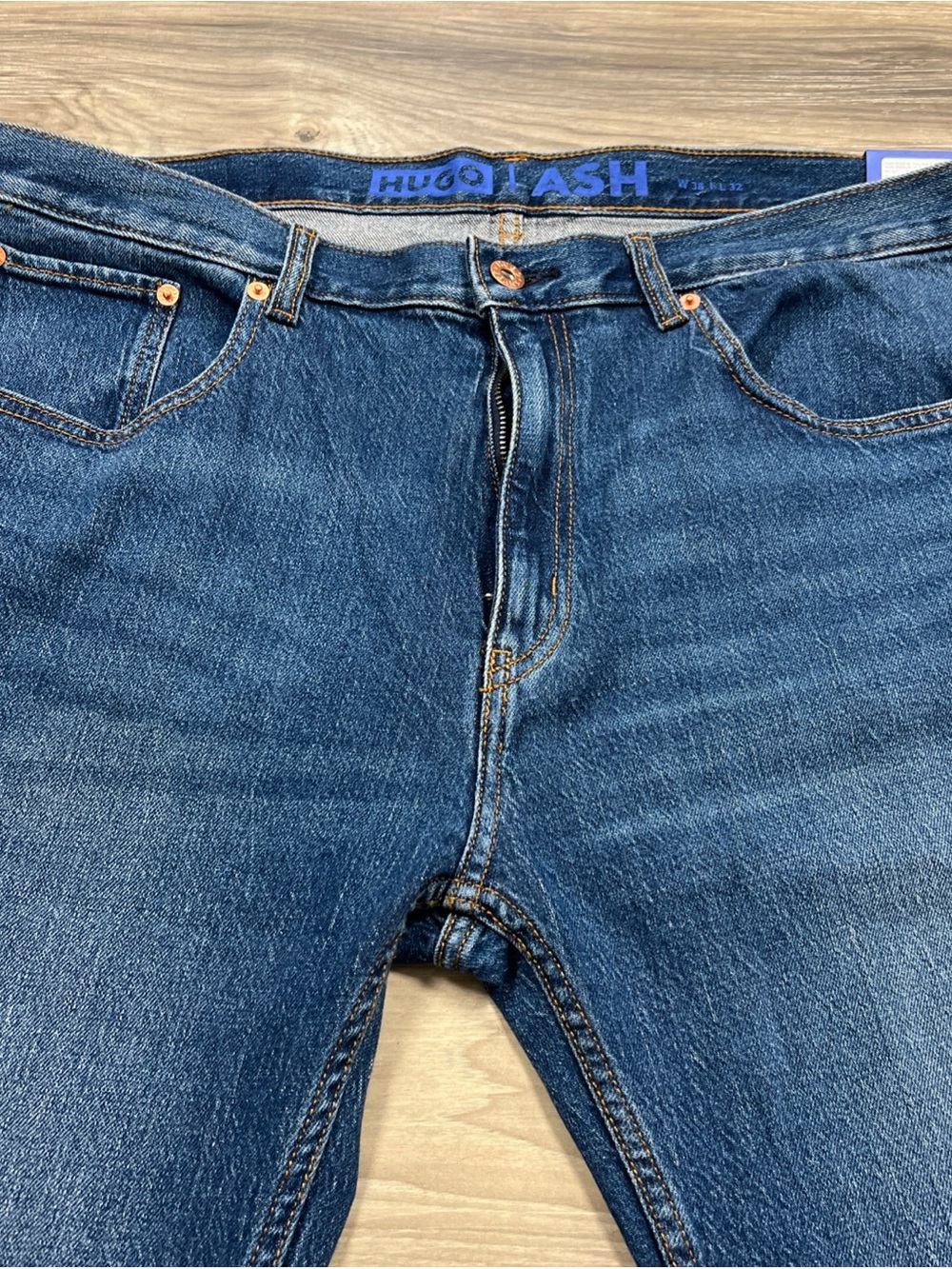 HUGO BOSS HUGO ASH SLIM STRAIGHT DARK BLUE JEANS MEN'S SIZE 38X32 NWT - Picture 3 of 6